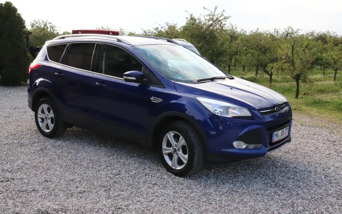 Ford Kuga cena 54950 przebieg: 126452, rok produkcji 2016 z Trzcianka małe 301